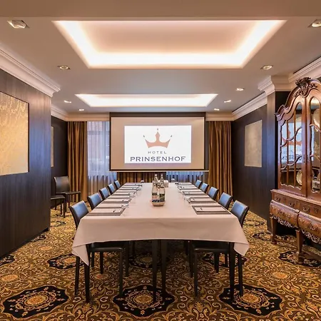 Dukes' Palace - By Dukes' Collection ברוז'